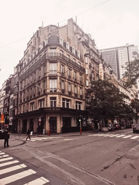 Calles de Bruselas, la capital de Bélgica, arquitectura europea y edificios históricos —  Fotos de Stock