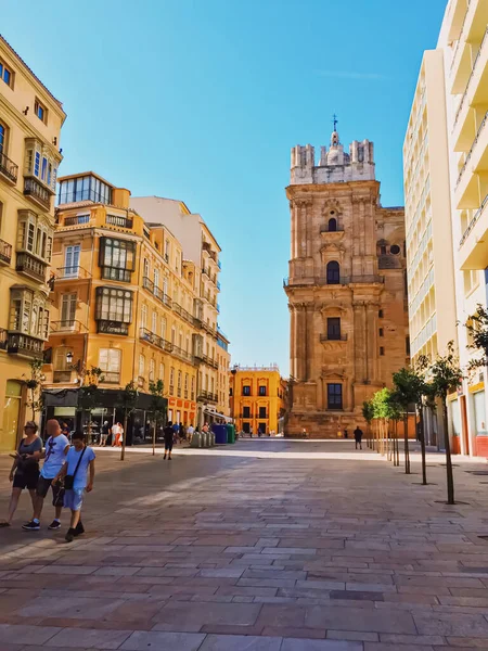 Malaga sokakları, İspanya 'nın başkenti Andalucia bölgesi, Güney Avrupa mimarisi ve tarihi binalar — Stok fotoğraf