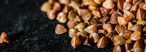 Buckwheat grain closeup, food texture and cook book background — Stock Photo, Image