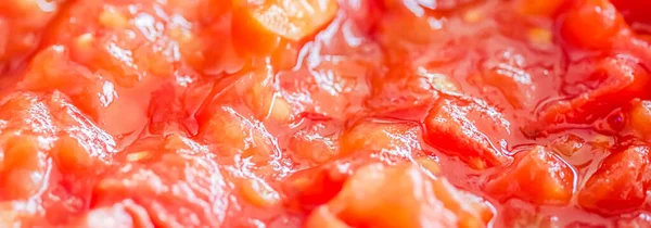 Cozinhar molho de tomate, close-up legumes cozidos no vapor para cozinhar livro ou comida blog fundo — Fotografia de Stock