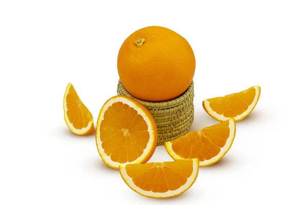 Sliced orange fruit isolated on white background with clipping p — Stock Photo, Image