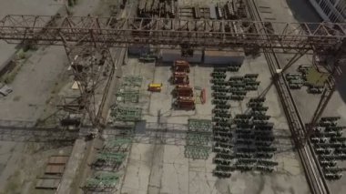 Dron. Sanayi. Büyük bitki mühendislik, açık ekipman.