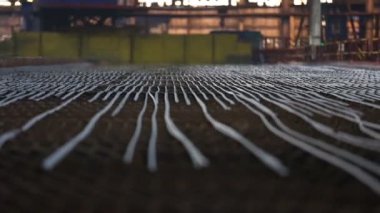 Metalurji. Bitmiş ürünler. Soğuk metal soğutma aşamasında.