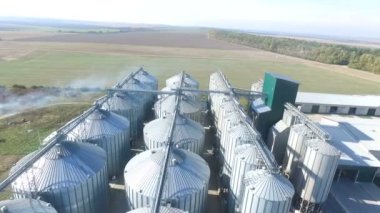 Drone filme. Tahıl Asansör. Etrafında alanı.