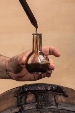 modena balsamik sirke varil depolama ve yaşlanma