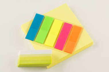 notlar ise eğitim ve iş yapmak için etiketleri kümesi