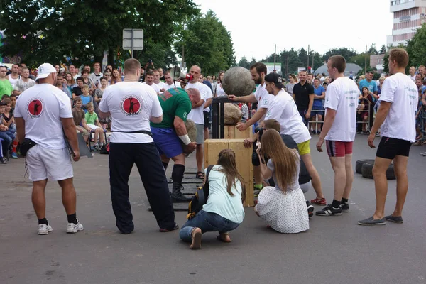 Borisov Biélorussie Juillet 2016 Les Gens Célèbrent Cinquième Anniversaire Complexe — Photo