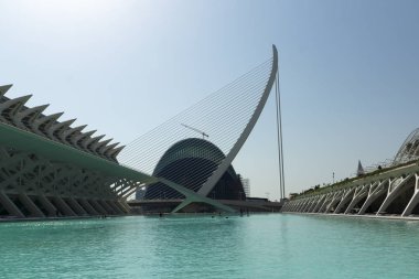 Valencia Ispanya 'nın en büyük ve canlı şehirlerinden biridir