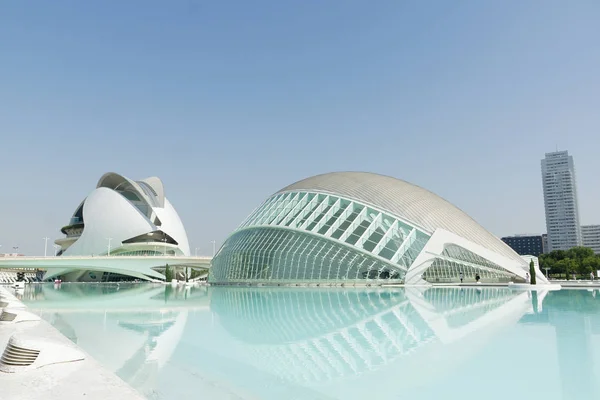 Valencia is one of the largest and most lively cities in Spain — Stock Photo, Image