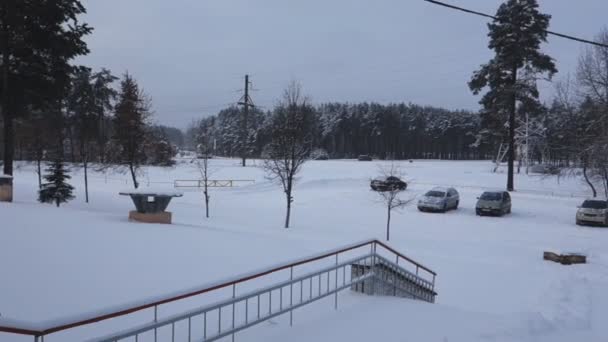 Borisov Bielorrusia Enero 2016 Estacionamiento Enterrado Nieve Invierno — Vídeo de stock