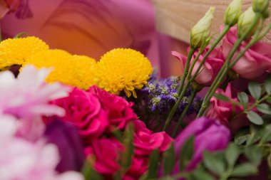 Güzel Bahçe çiçekleri buket