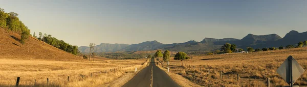 Pohled Suché Krajiny Tarome Malebné Rim Queensland — Stock fotografie