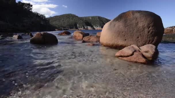 Sleepy Bay Dans Parc National Freycinet Tasmanie — Video