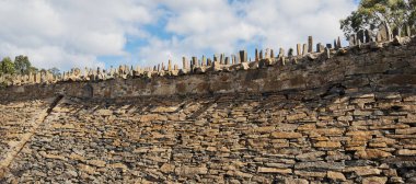 Swansea Tasmania doğu sahil üzerinde yer alan gün boyunca SpIkY Köprüsü.
