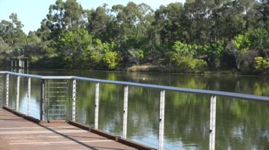 Gün boyunca Ipswich City, Queensland, Avustralya'daki Springfield Gölleri.