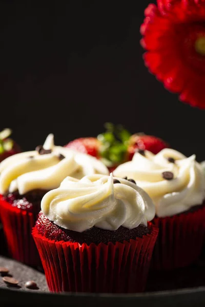 Red Velvet Cupcakes Detailed Closeup Macro Food Background — Stock Photo, Image
