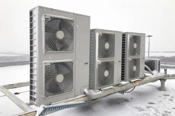 Air Conditioner Outdoor Unit Winter Time — Stock Photo, Image