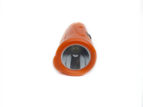 小橙色充电式手电筒 白色背景隔离 很容易携带火光图像 — 图库照片