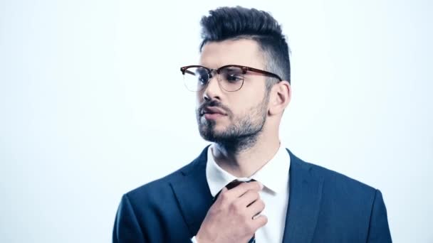 Gözlük Lüzmitli Başarılı Adam Beyaz Kravat Dokunmadan — Stok video