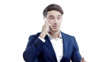 beyaz izole akıllı telefonda konuşan işadamı