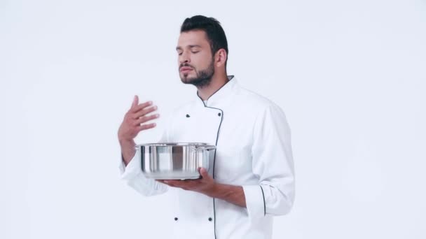 Chef Sentant Nourriture Pot Montrant Geste Bellissimo Isolé Sur Blanc — Video