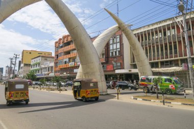 Mombasa, Kenya - 18 Eylül 2017: Metal fil dişleri Mombasa