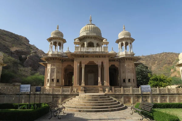 Όμορφη Ήσυχη Cenotaphs Στην Τζαϊπούρ Ινδία — Φωτογραφία Αρχείου