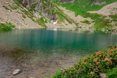dağ gölleri Kafkasya'da