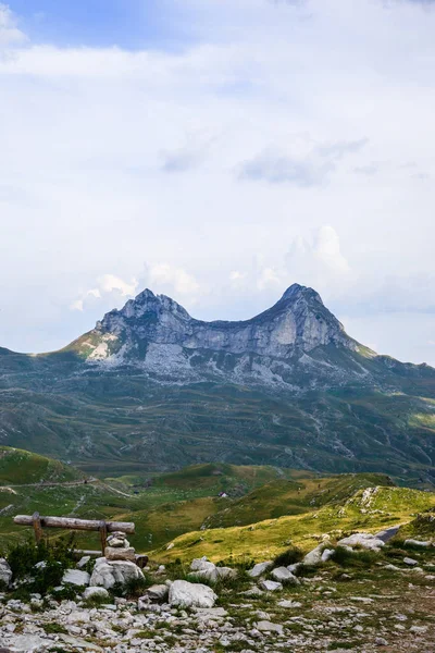 Banco Con Vistas Montaña Silla Montar Parque Nacional Durmitor Montenegro —  Fotos de Stock
