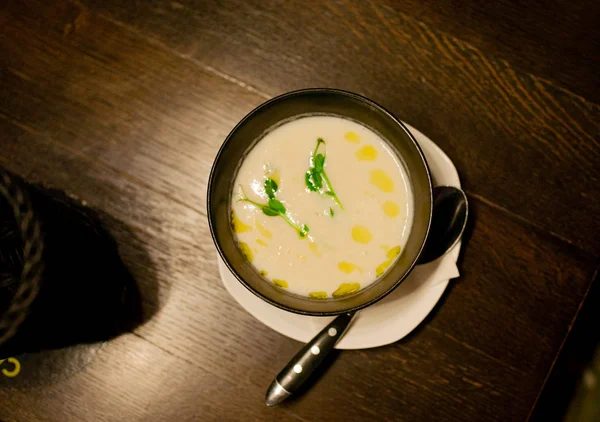 Cuenco Blanco Crema Sopa Brócoli Verde —  Fotos de Stock