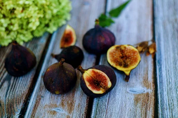 Fresh Figs With Leaves, Whole And Halves