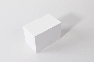 Mockup kartvizit beyaz dokulu arka plan.