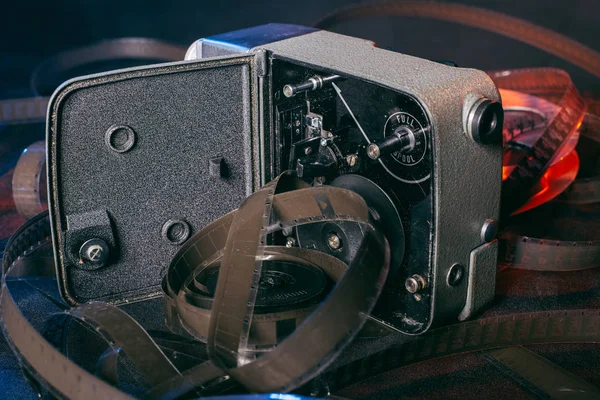 Internal parts of an open old movie camera on the table — Stock Photo, Image