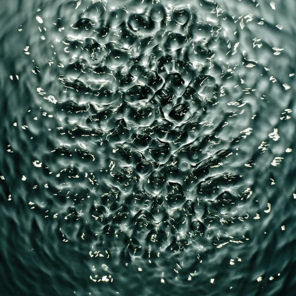 The texture of water under the influence of vibration in 258 hertz