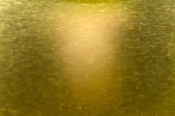 Ткань блестящего желтого листа из фольги — стоковое фото