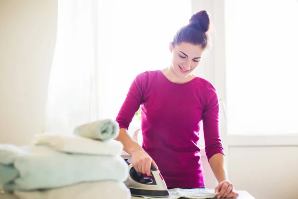 Portrait Young Smiling Woman Who Ironing Towels Room — Stock Photo, Image