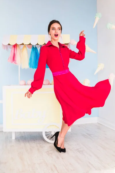 Beautiful Joyful Young Woman Red Dress Standing Booth Ice Creams — Stock Photo, Image