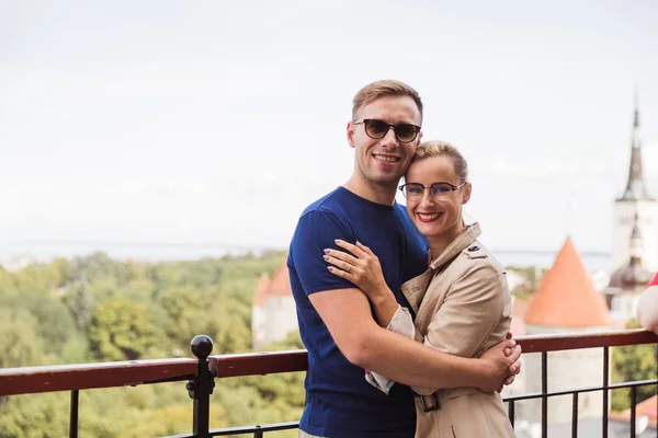 Happy Lovely Couple Standing Background Top View City — Stock Photo, Image