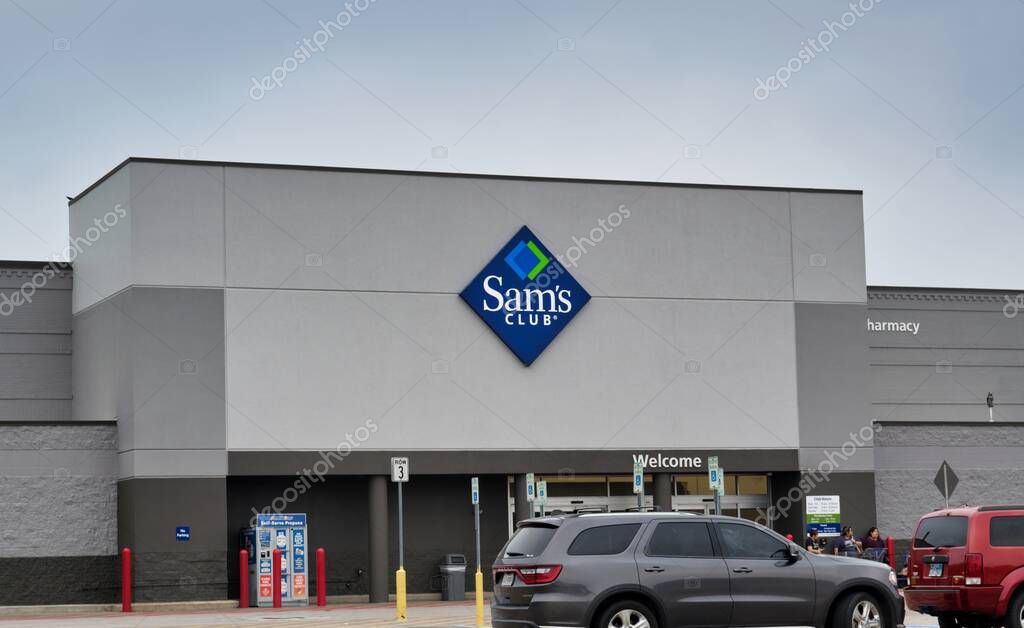 Houston, Texas/USA 03/25/2020: Sam's Club location in Houston, TX. Membership-only warehouse club store throughout the USA, founded in 1983.