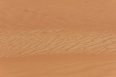 Kum tepeleri tasarımlarında kum fırtınası. 