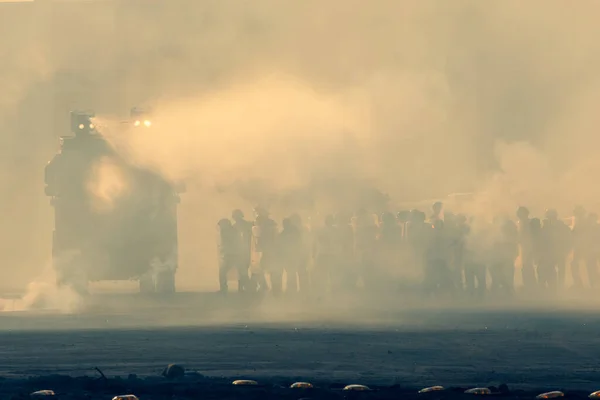 Explosão Maciça Fogo Laranja Combate Militar Guerra Explosão Veículo Tanque — Fotografia de Stock