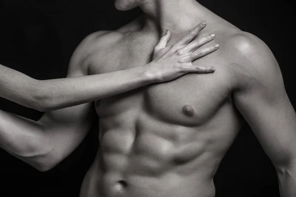 Seksi adam, çıplak vücut, çıplak erkek. Güçlü Mans, vücut geliştirmeci, kaslı adamlar. Seksi ceset, çıplak adam. Atletik Kafkas, AB, altı paket, göğüs kasları, Triceps. Güzel erkek gövdesi, AB. siyah beyaz