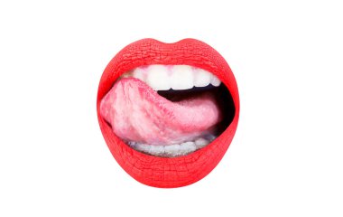 Kırmızı dudak, ruj ve ruj, tutkulu. Yaklaş, güzel ağızlı makro. Seksi dilli. Dil ve seksi ağız, açık. Kadın dudağı, kadın dudakları. Seksi dudaklar, dil dışarı. Güzel seksi kadın, kızım.