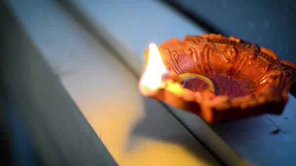 Schöne Irdene Lichter Lampen Dekoration Des Festes Weihnachten Oder Diwali — Stockvideo