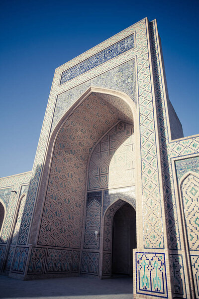 Image of the Mir-i-Arab Medressa in Bukhara, Uzbekistan.