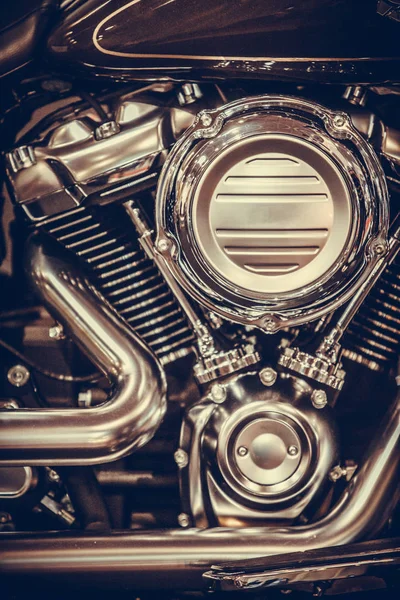 Vツインオートバイエンジンのクローズアップ — ストック写真