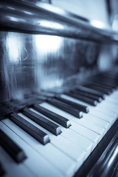 Nära Upp Skott Ett Piano Keyboard — Stockfoto