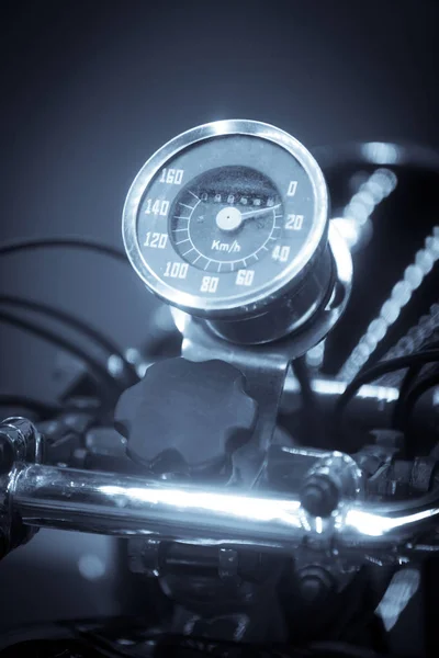 Close Shot Dengan Speedometer Dari Sepeda Motor Vintage — Stok Foto