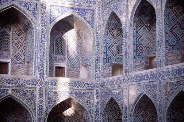 Imagem Cores Com Uma Fachada Madrassa Bukhara Uzbequistão — Fotografia de Stock