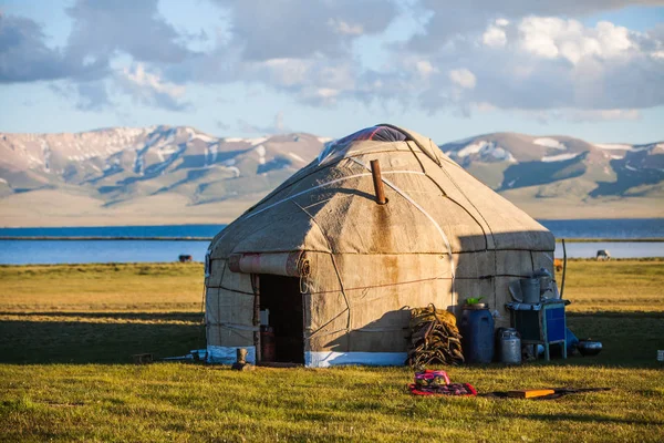 Tournage Soirée Une Yourte Sur Une Prairie Kirghizistan — Photo